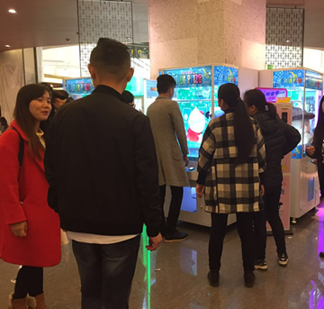 互聯網剪刀機跟剪刀機禮品屋哪一種運營方式比較好