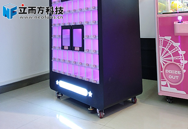 立而方口紅機格子機