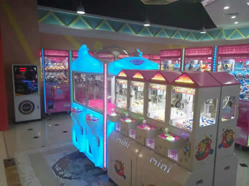 剪<a href='/wwj.htm' class='keys' title='點擊查看關于娃娃機的相關信息' target='_blank'>娃娃機</a>